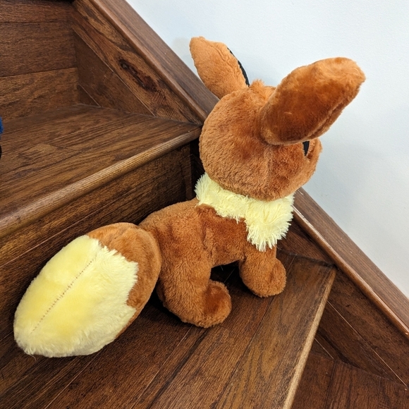 Build a Bear Workshop Pokemon Eevee Plush - Picture 4 of 14